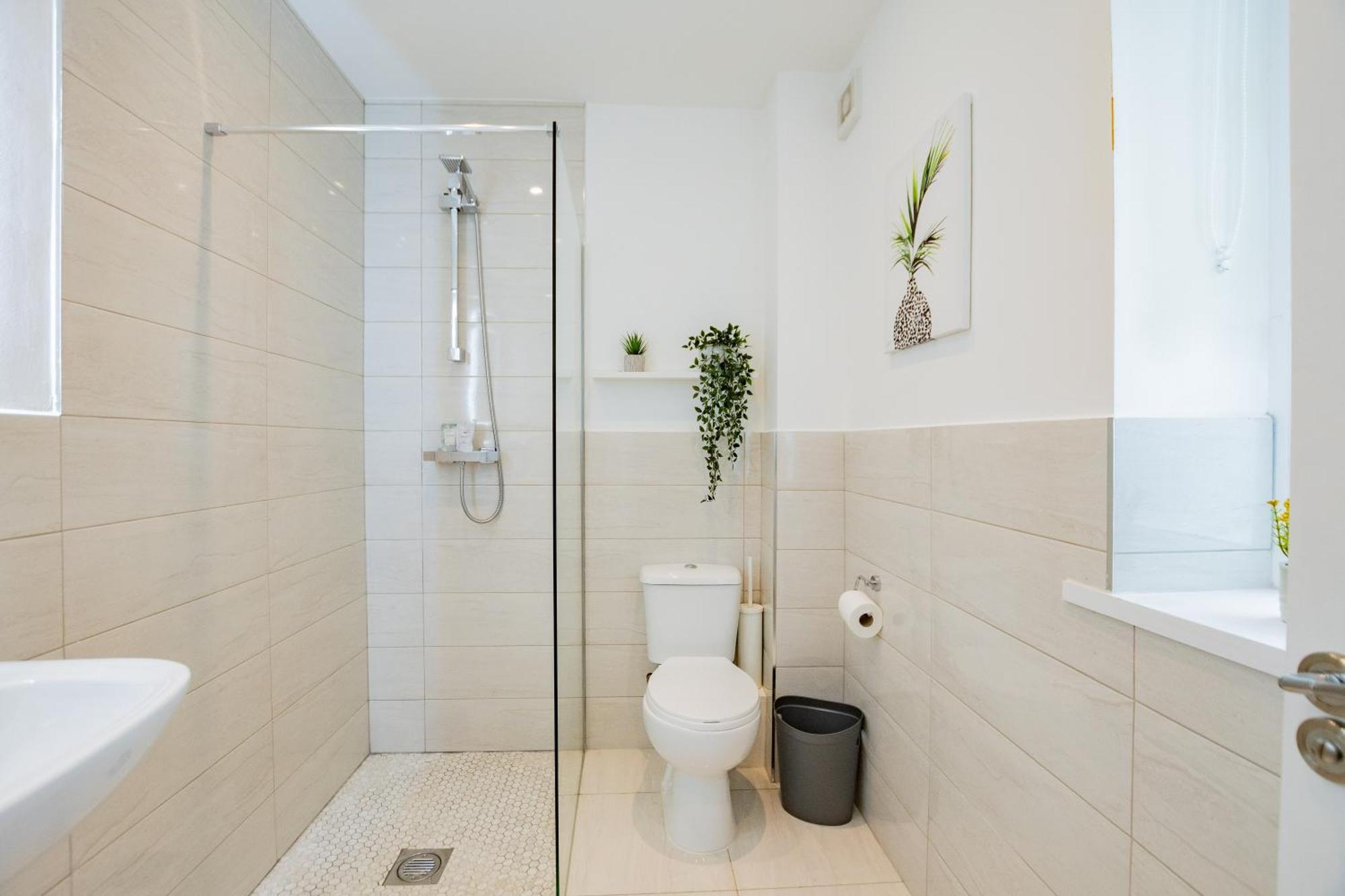The Large Group House -Sleeps 21 Villa Dublin Ngoại thất bức ảnh