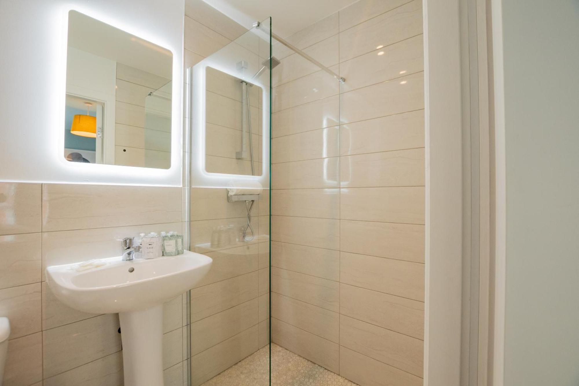 The Large Group House -Sleeps 21 Villa Dublin Ngoại thất bức ảnh