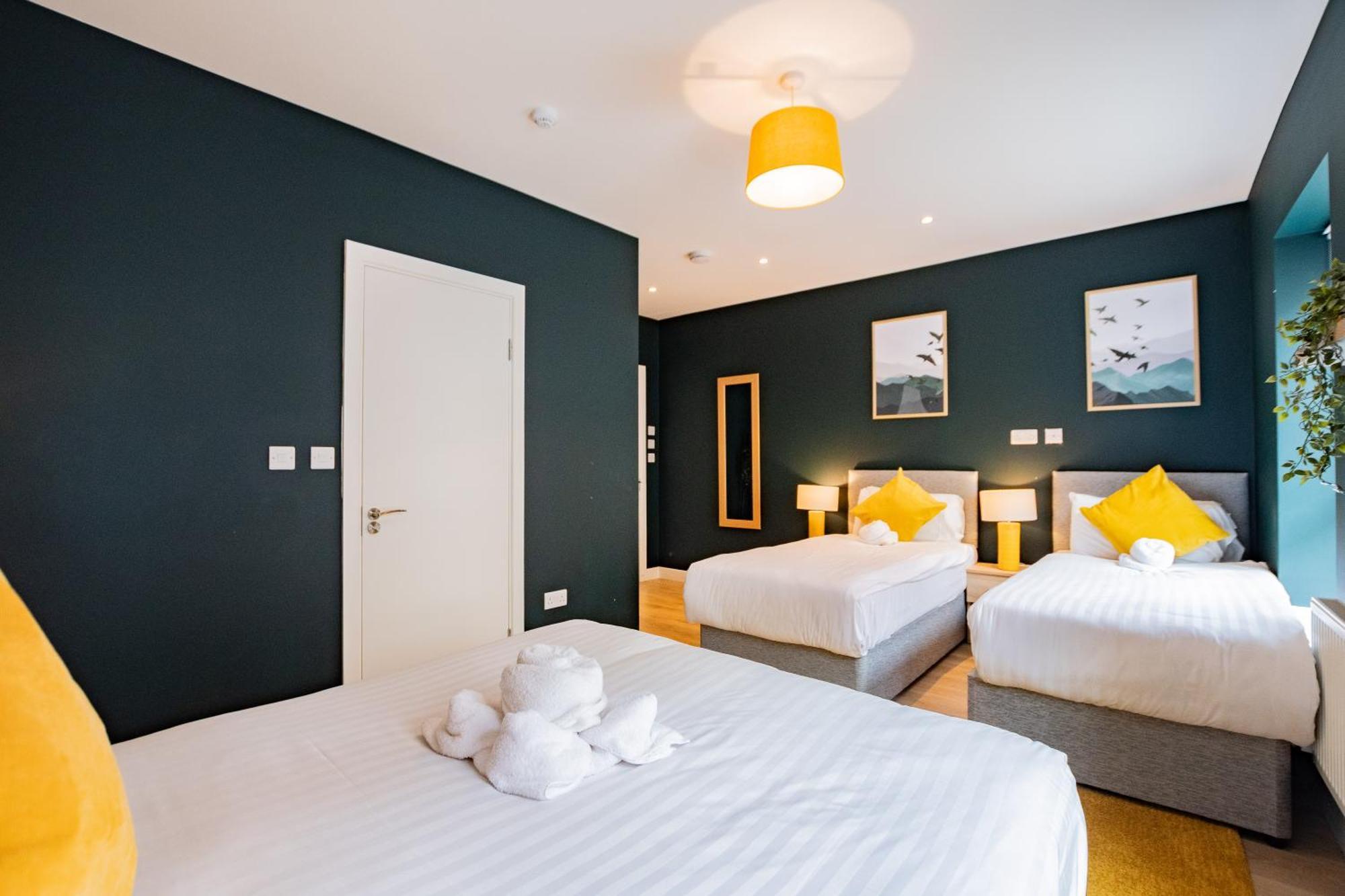 The Large Group House -Sleeps 21 Villa Dublin Ngoại thất bức ảnh